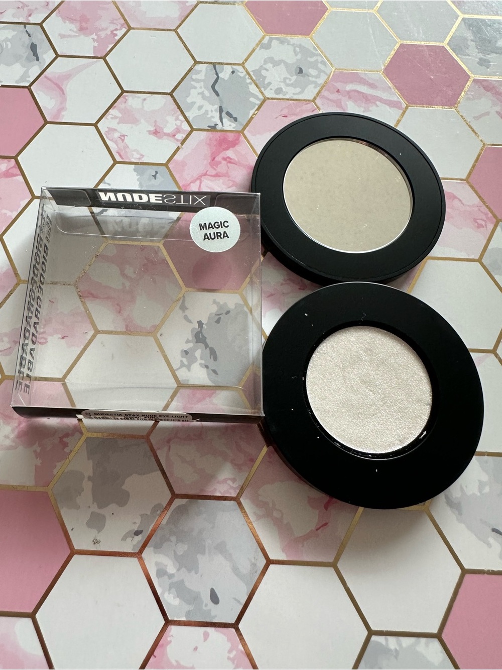 NUDESTIX STAX NUDE EYE LIGHTS in Magic Aura